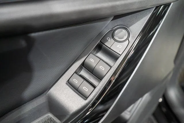 2027 Chevrolet Equinox LT - Photo 13