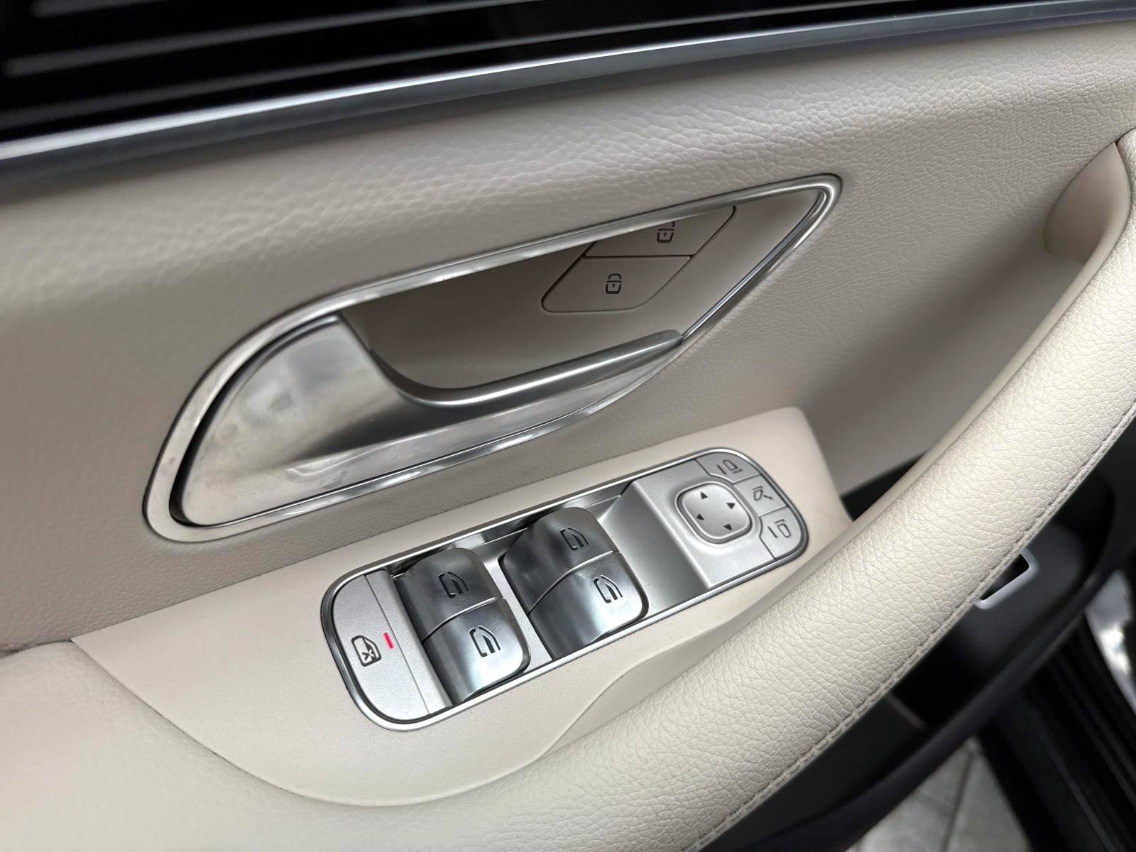 New 2026 Obsidian Black Metallic Mercedes-Benz 450 4MATIC® SUV image 20