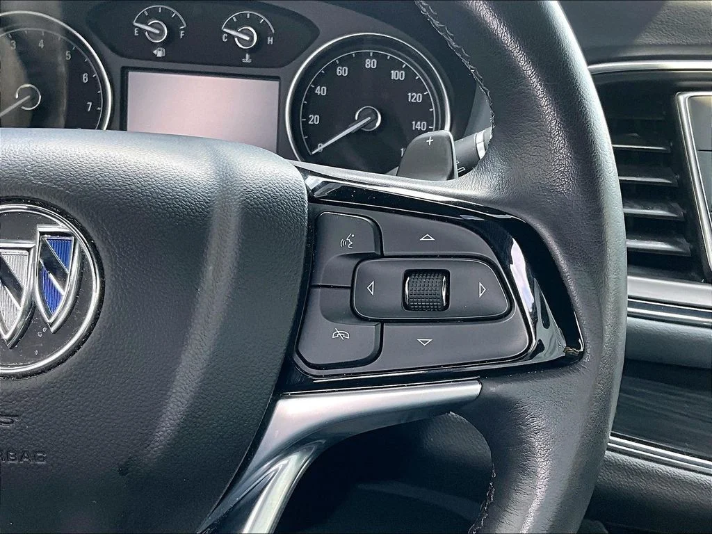 Used 2023 Black Buick Essence image 18