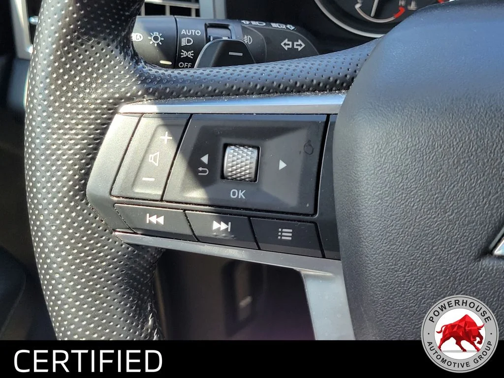 Used 2024  Mitsubishi SE image 29