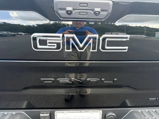 New 2026 Onyx Black GMC Denali image 19