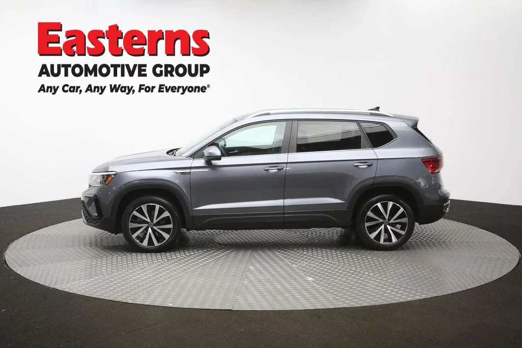 Used 2022 Gray Volkswagen 1.5T SE image 57
