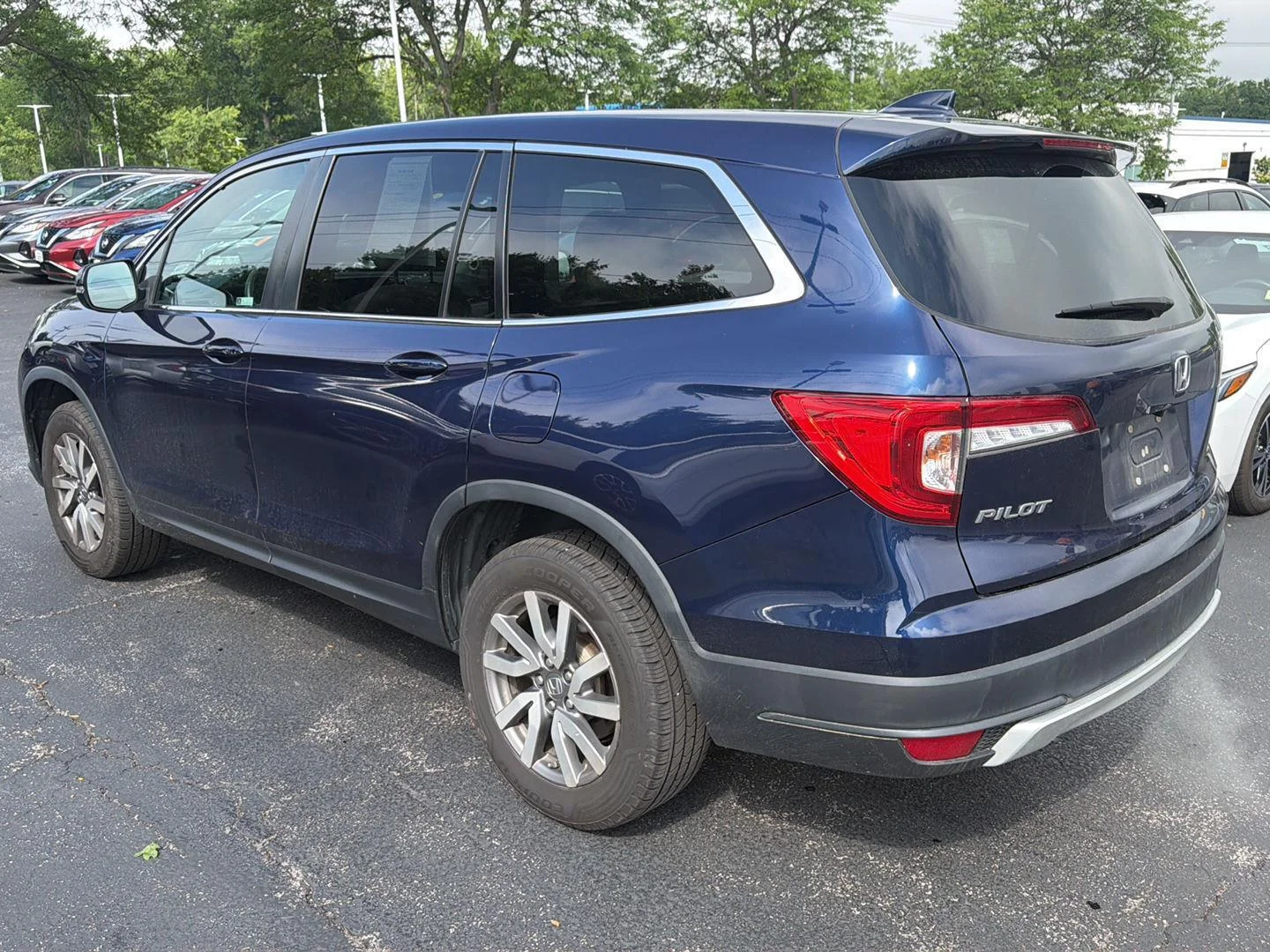 Used 2021 Obsidian Blue Pearl Honda EX image 4