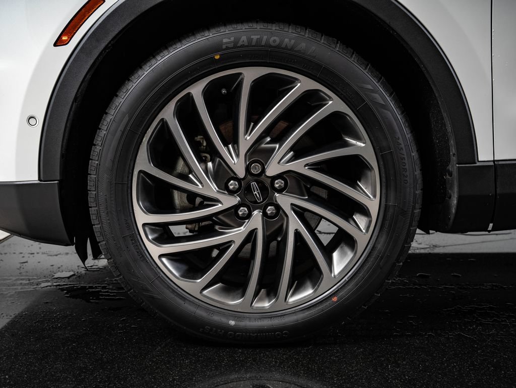 Used 2020 Pristine White Lincoln Reserve image 13