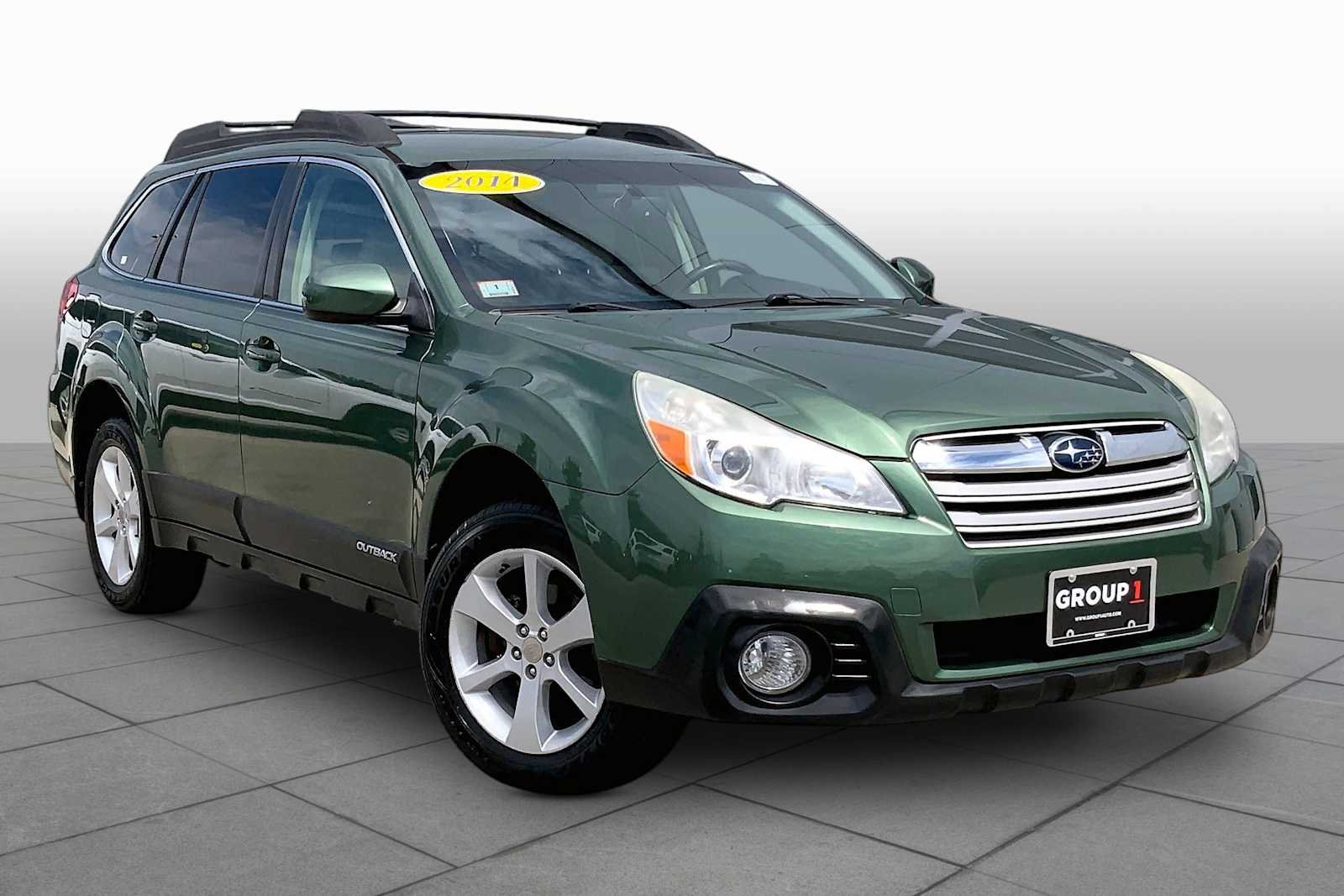 Used 2014 Cypress Green Pearl Subaru 2.5i Premium image 3