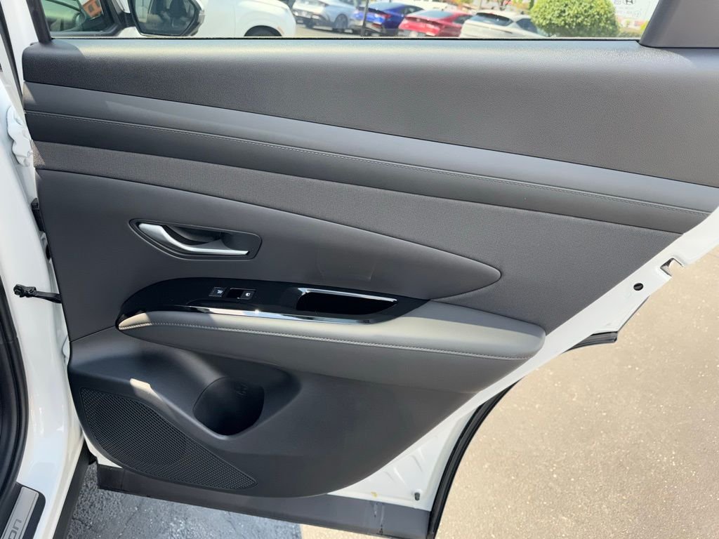 2025 Hyundai Tucson Limited - Photo 25