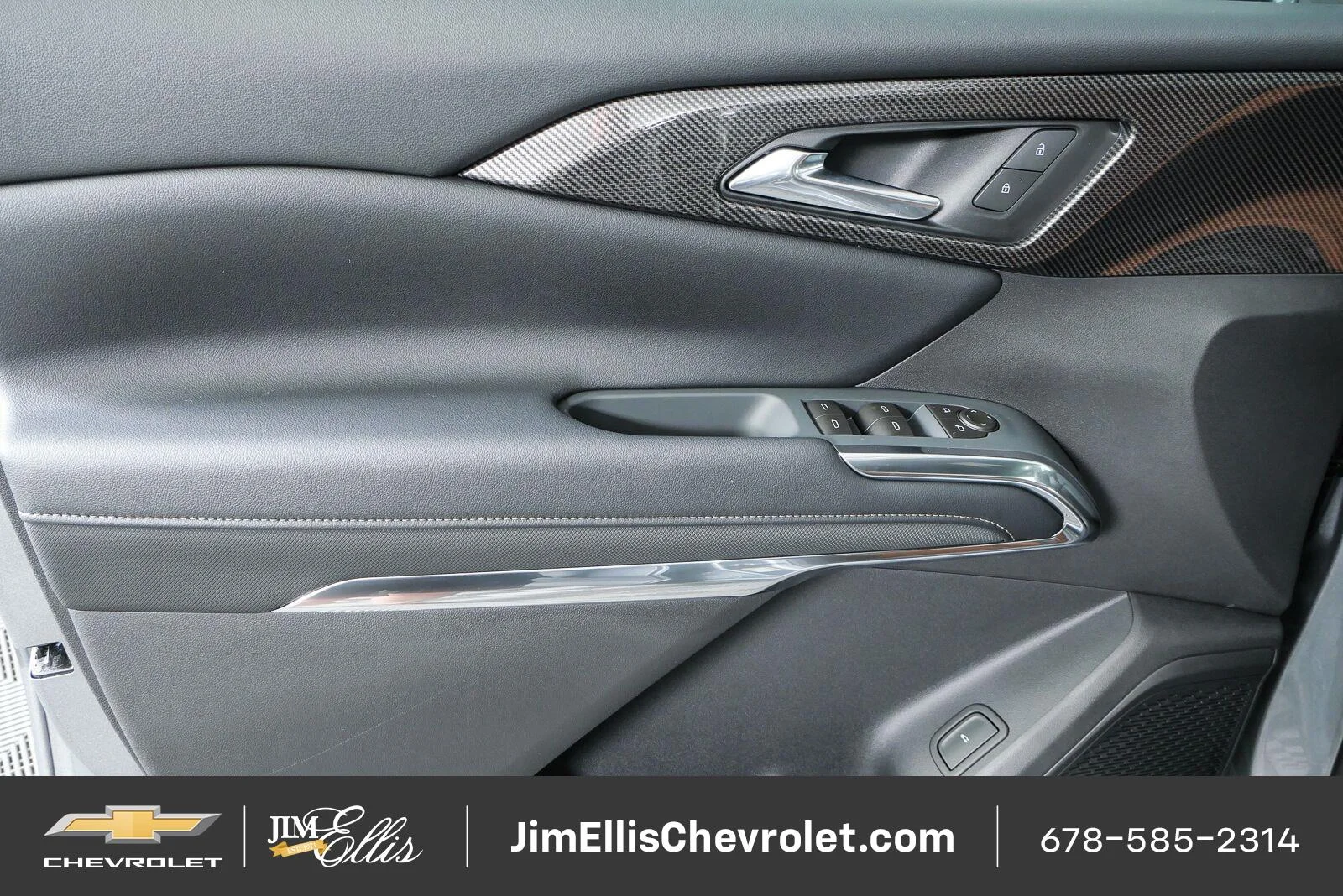 New 2027 Sterling Gray Metallic Chevrolet Z71 image 6