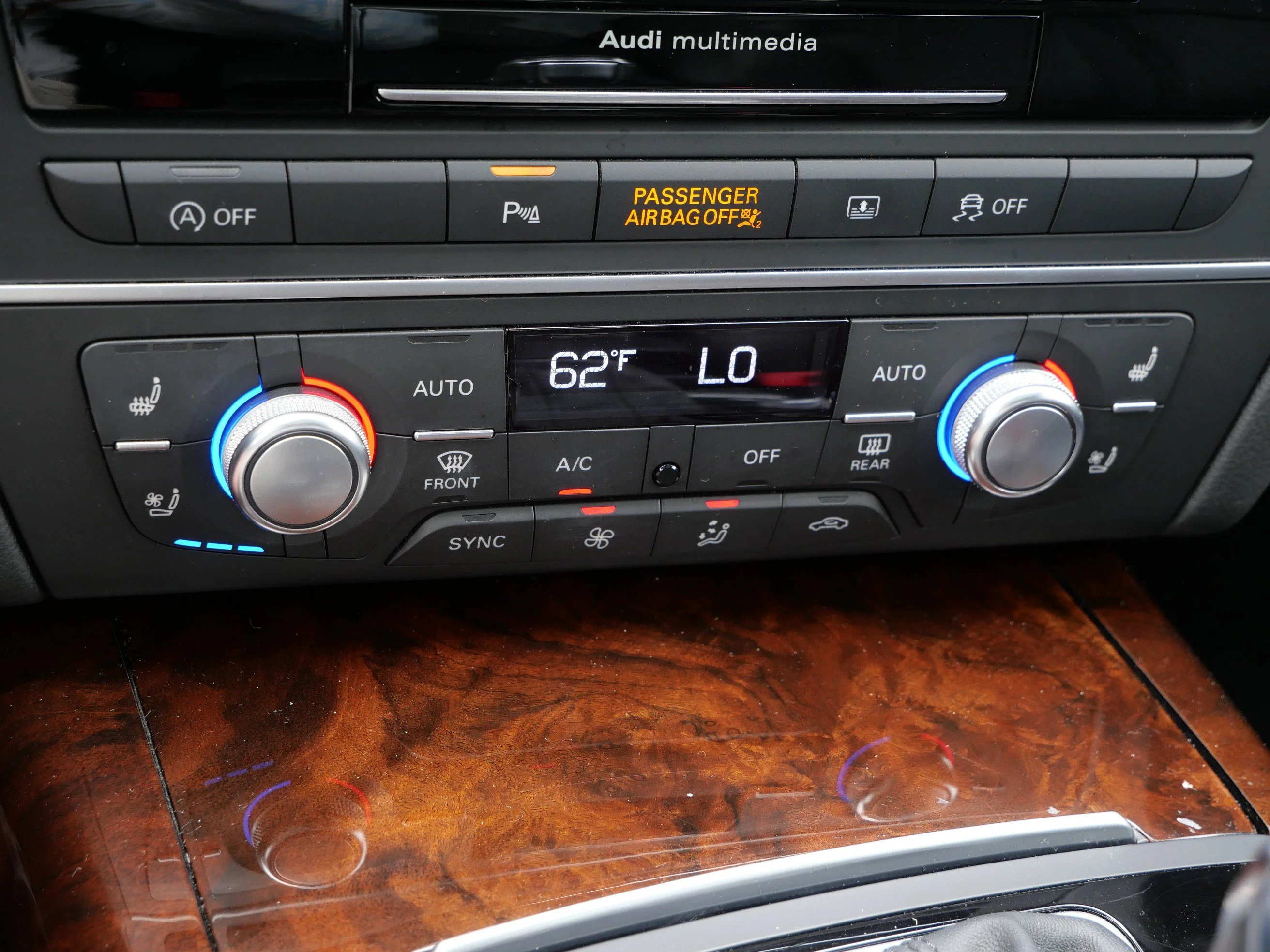 Used 2016 Havanna Black Metallic Audi 3.0T Prestige image 23