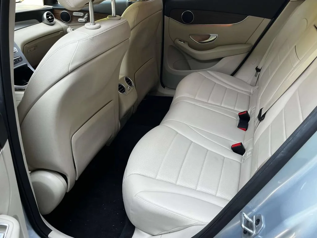 2022 Mercedes-Benz GLC GLC300 - Photo 12