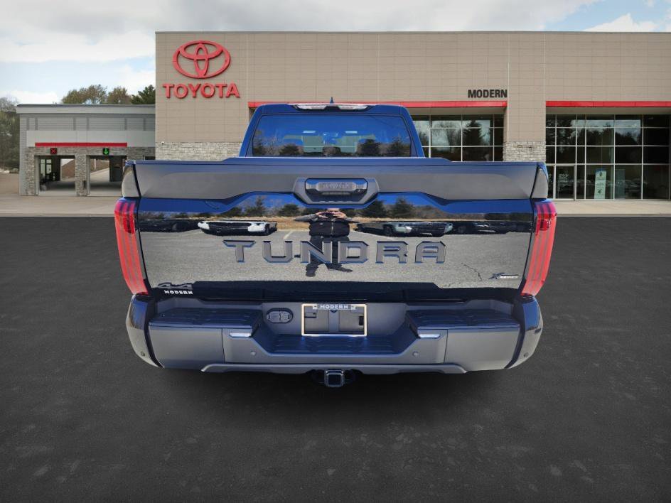 2025 Toyota Tundra SR5 - Photo 6