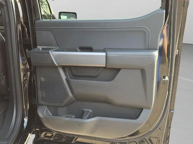 New 2026 Agate Black Metallic Ford XLT image 26