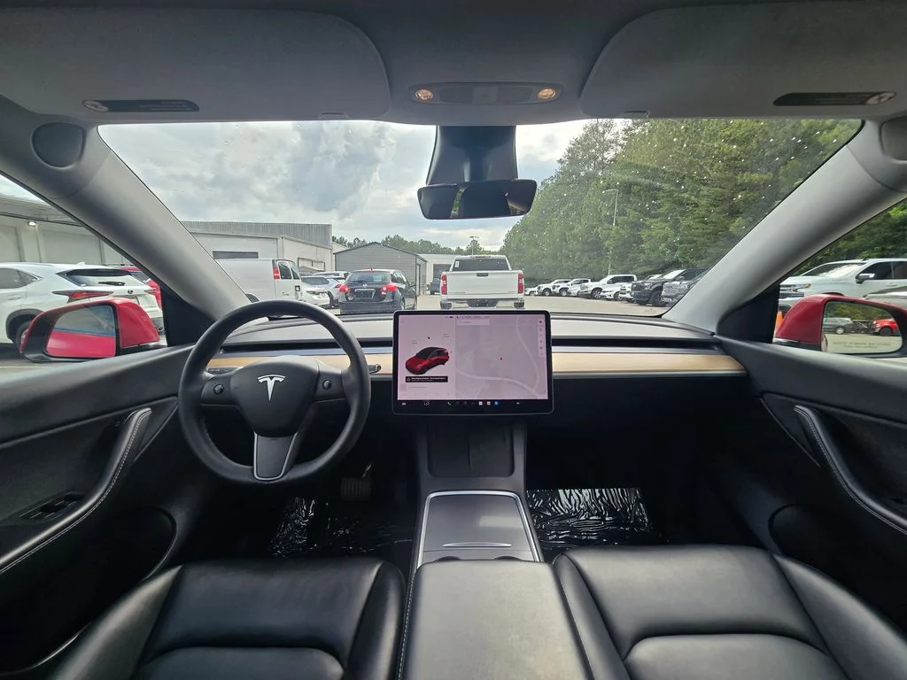 Used 2021 Red Tesla Long Range image 12