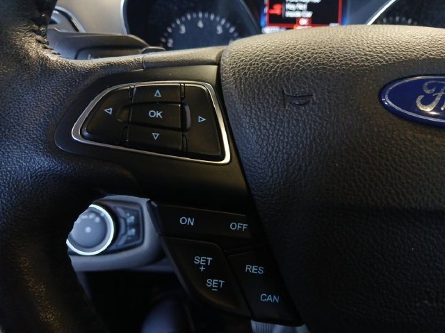 Used 2017 Magnetic Ford Titanium image 9