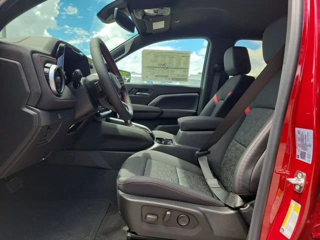 2026 Chevrolet Colorado Z71 - Photo 20