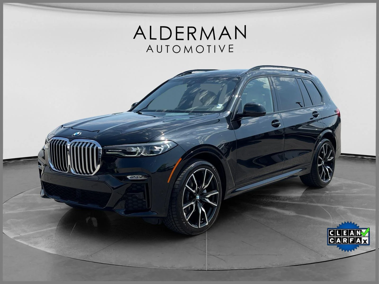 2022 BMW X7 xDrive40i's photo