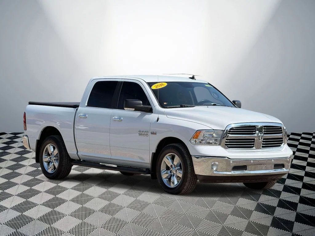Used 2016 White Ram Big Horn image 4