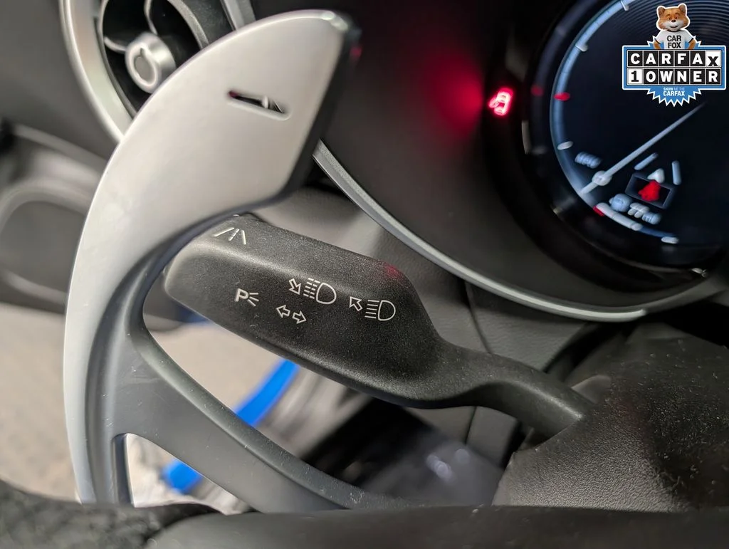 Used 2026 Blue Alfa Romeo  image 18