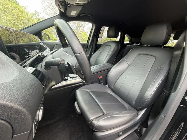 Used 2023  Mercedes-Benz GLA 250 image 11