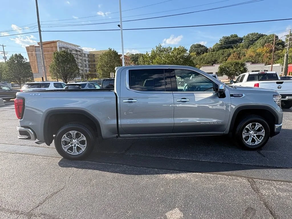 Used 2025 Sterling Metallic GMC SLT image 12