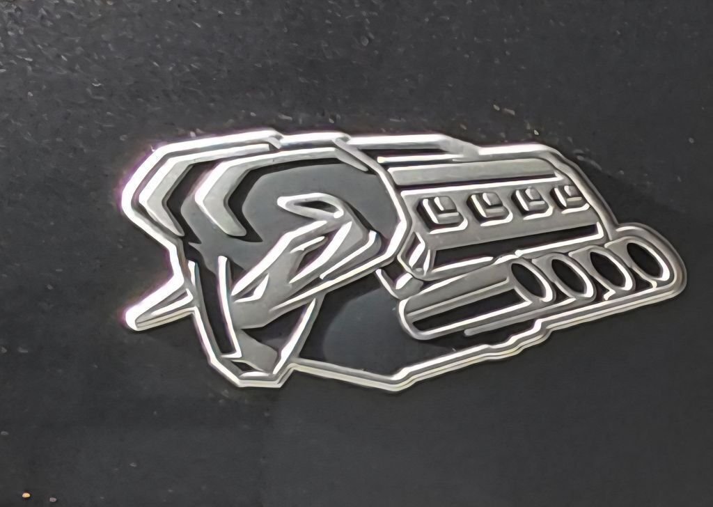 New 2026 Granite Crystal Metallic Clear-Coat Exterior Paint RAM Laramie image 30