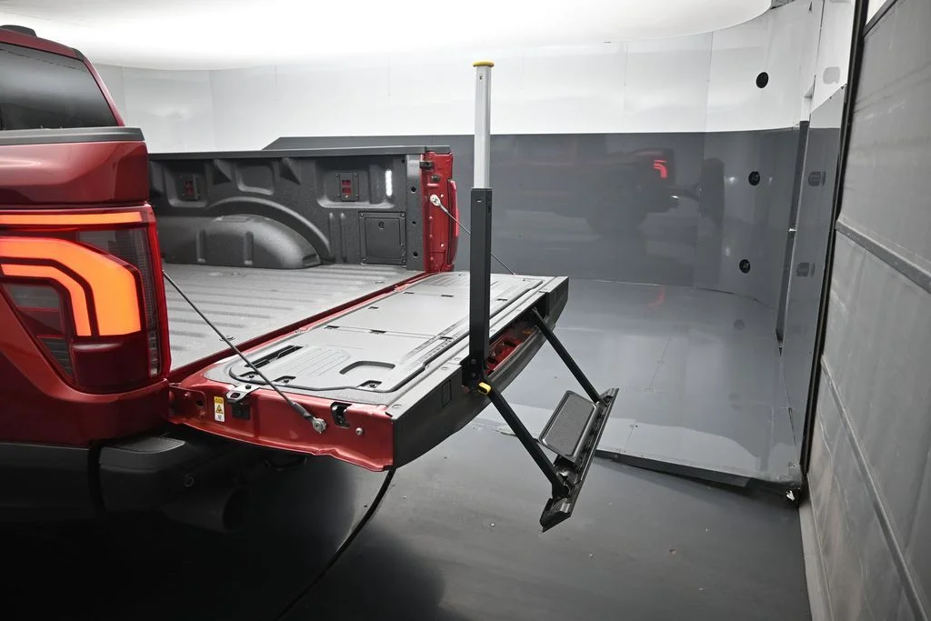 New 2026 Ruby Red Metallic Tinted Clearcoat Ford Raptor image 27