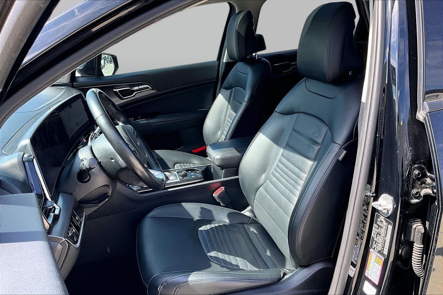 Certified Used 2023 Ebony Black Kia SX-Prestige image 8