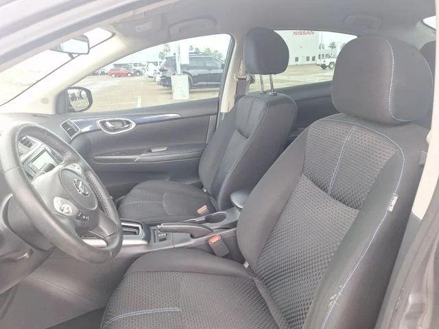 Used 2019 Gray Nissan SR image 9