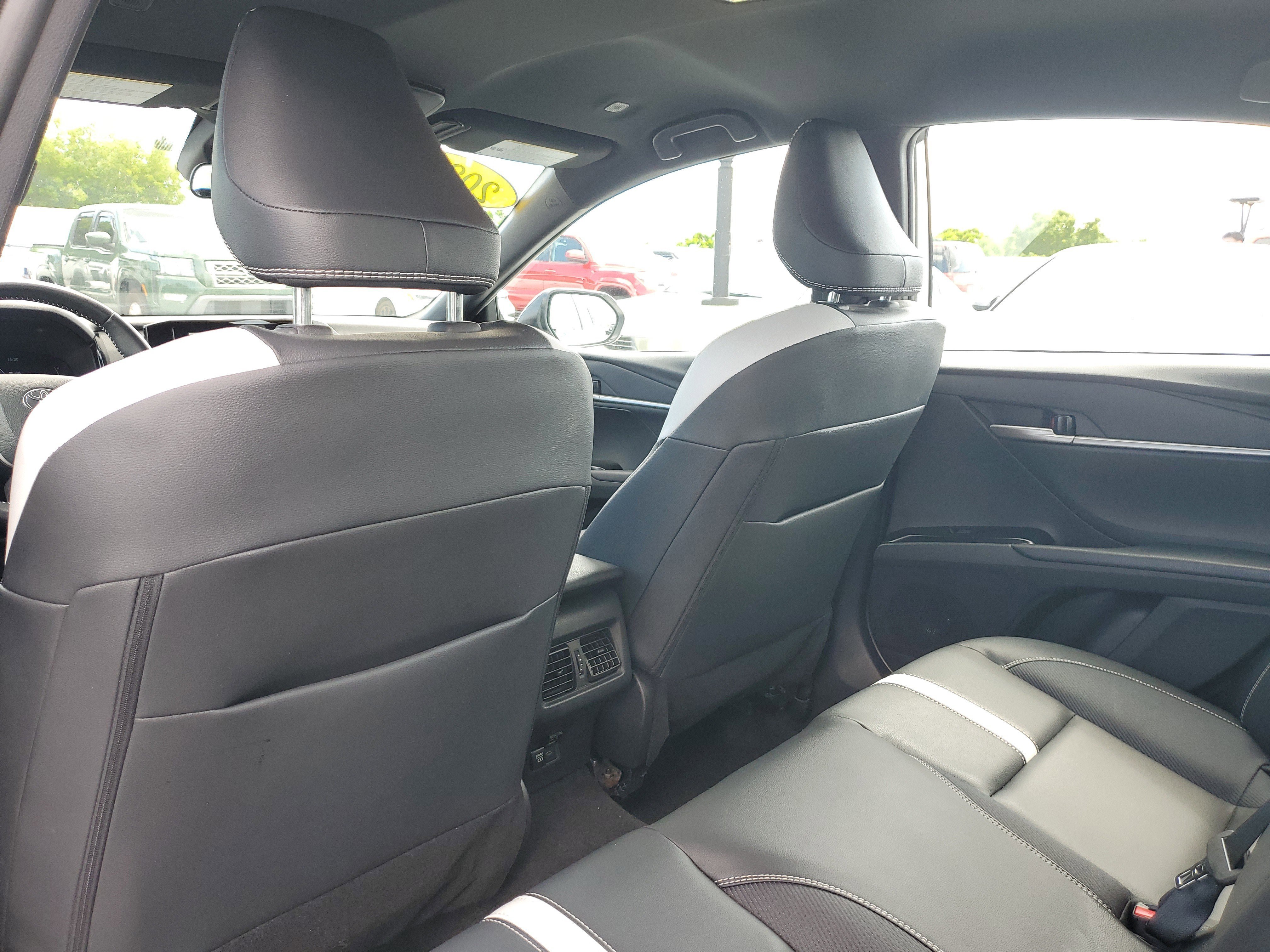 Certified Used 2025 Ice Toyota SE image 12