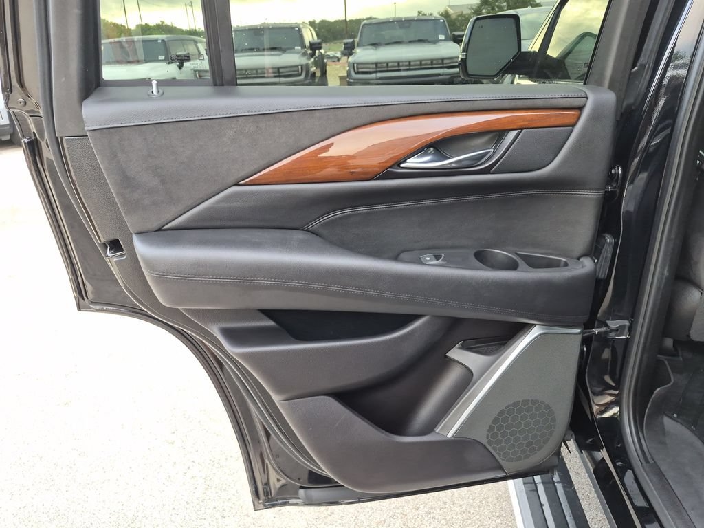 Used 2020 BLACK RAVEN Cadillac Premium Luxury image 36