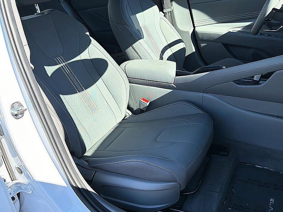 Certified Used 2025 Serenity White Hyundai SEL Sport image 23