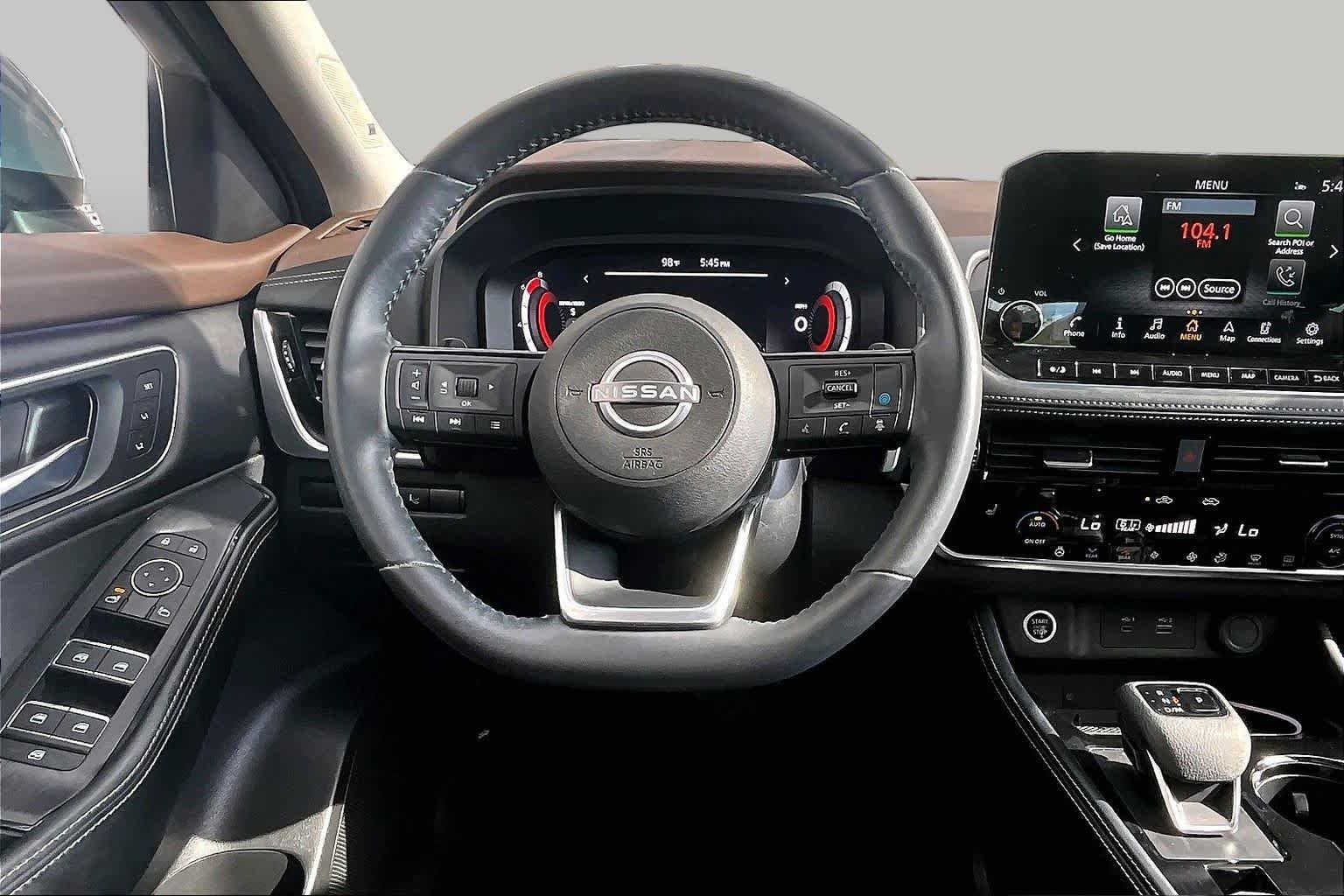 Used 2023 Boulder Gray Pearl Nissan Platinum image 6