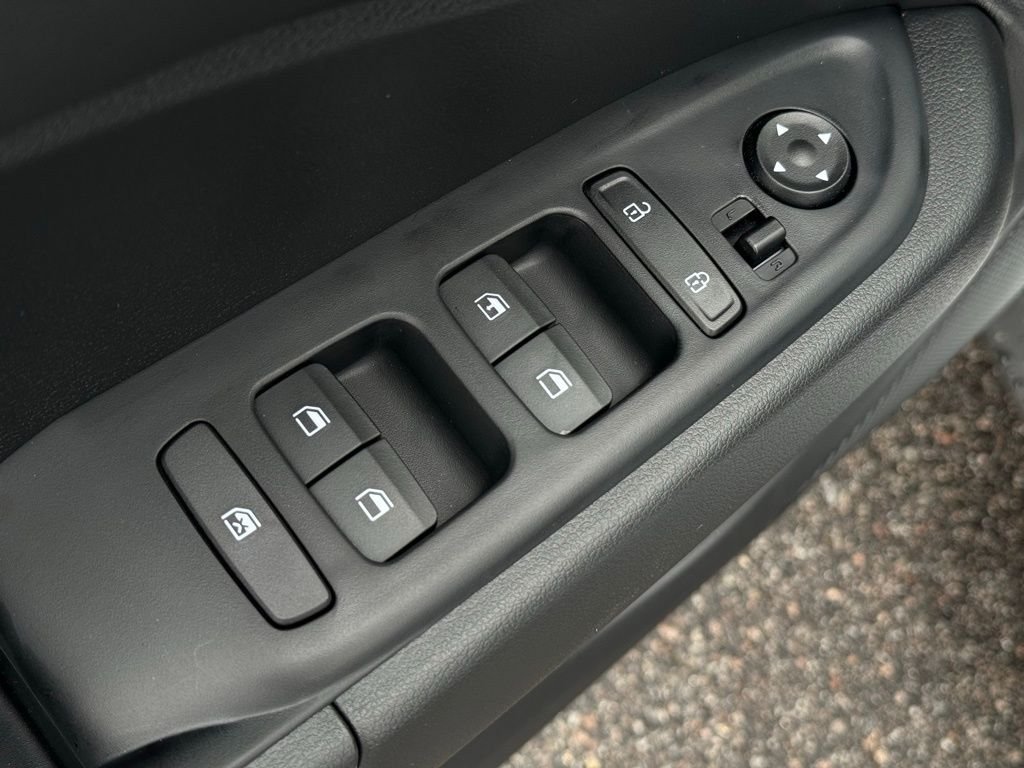 2026 Hyundai Venue SE - Photo 19