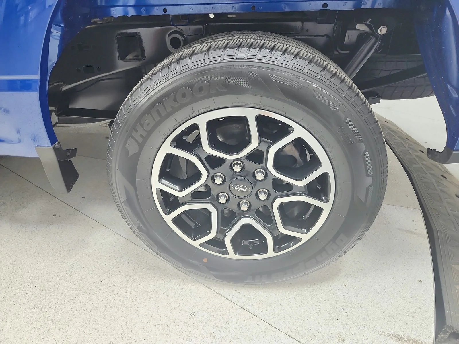 Used 2023  Ford XLT image 43