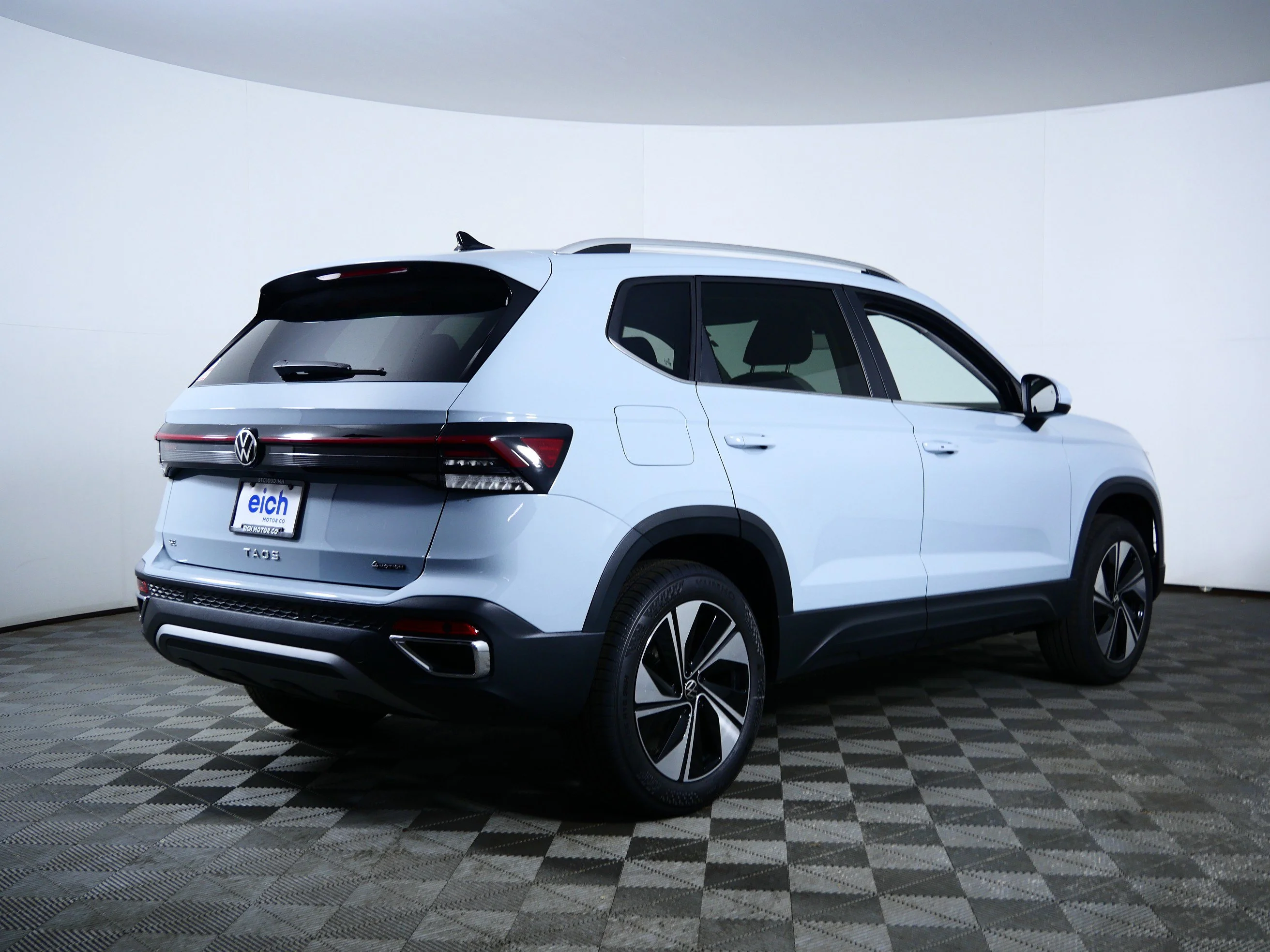 New 2026 Monument Gray Volkswagen SE image 7