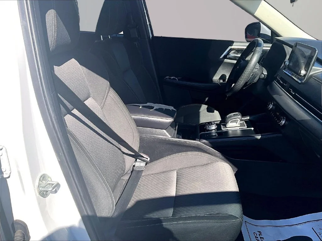 Used 2022 Gray Mitsubishi ES image 8