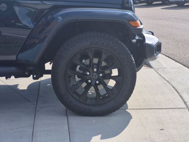 Used 2025 Blue Jeep Nighthawk image 9