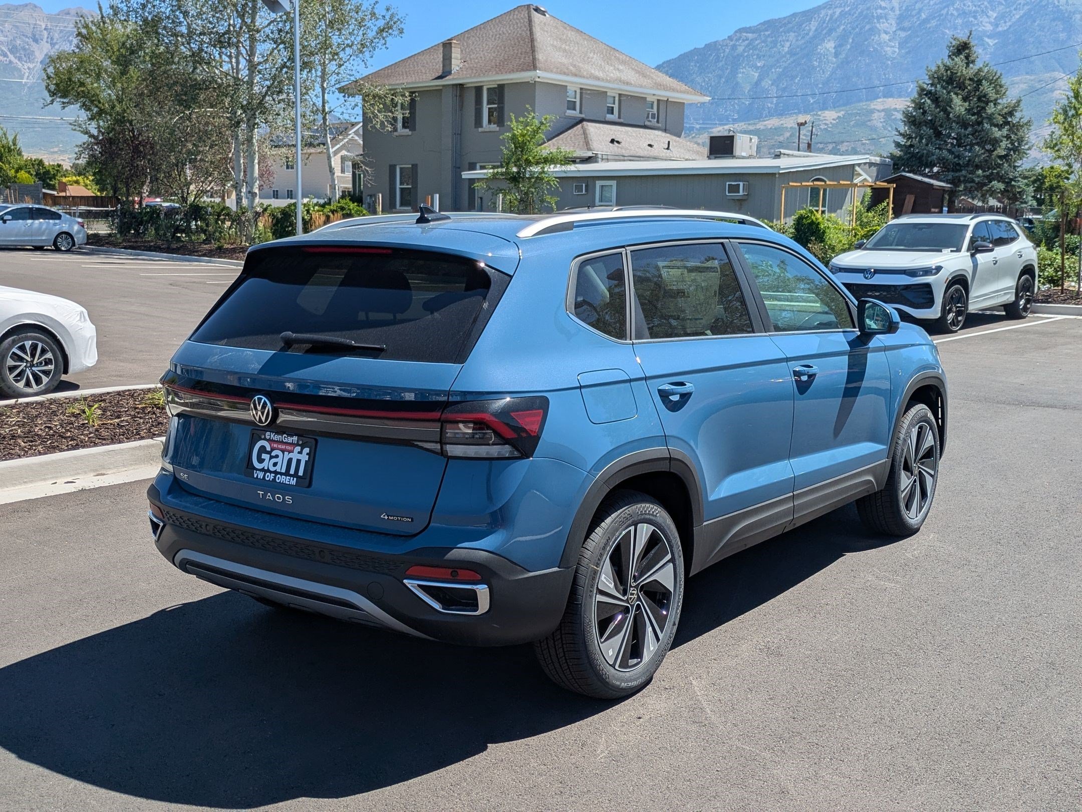 New 2026 Monterey Blue Pearl Volkswagen SE image 3