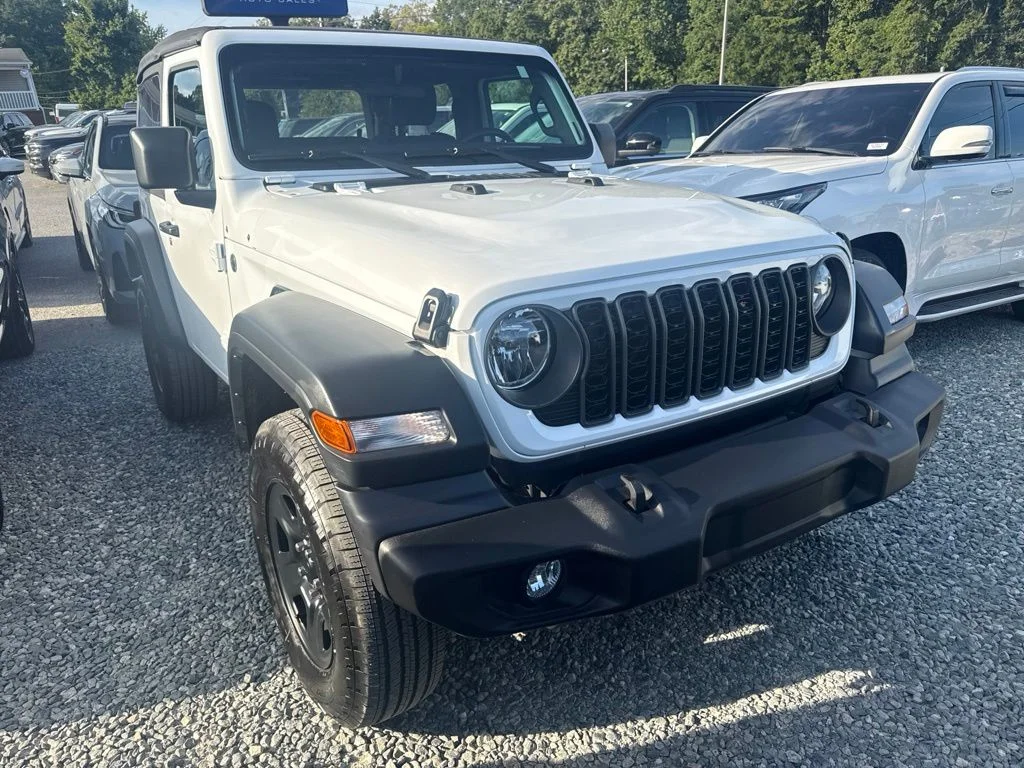 Used 2025 White Jeep Sport image 2
