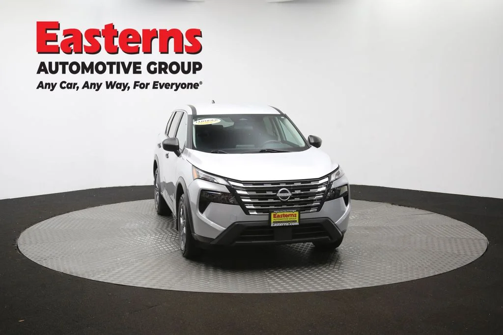 Used 2024 Silver Nissan S image 52