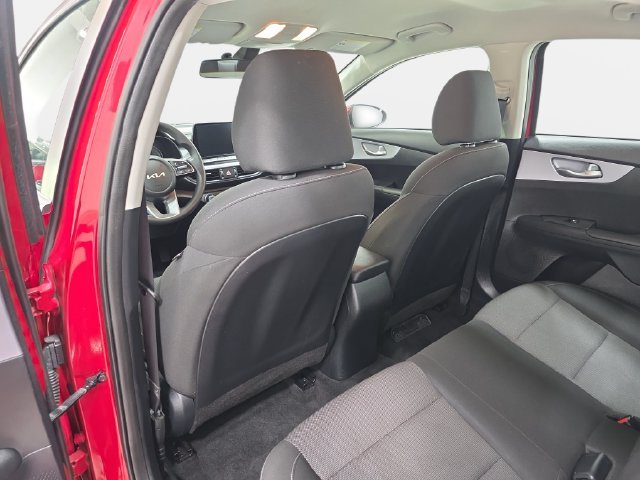 Used 2024 Red Kia LXS image 12