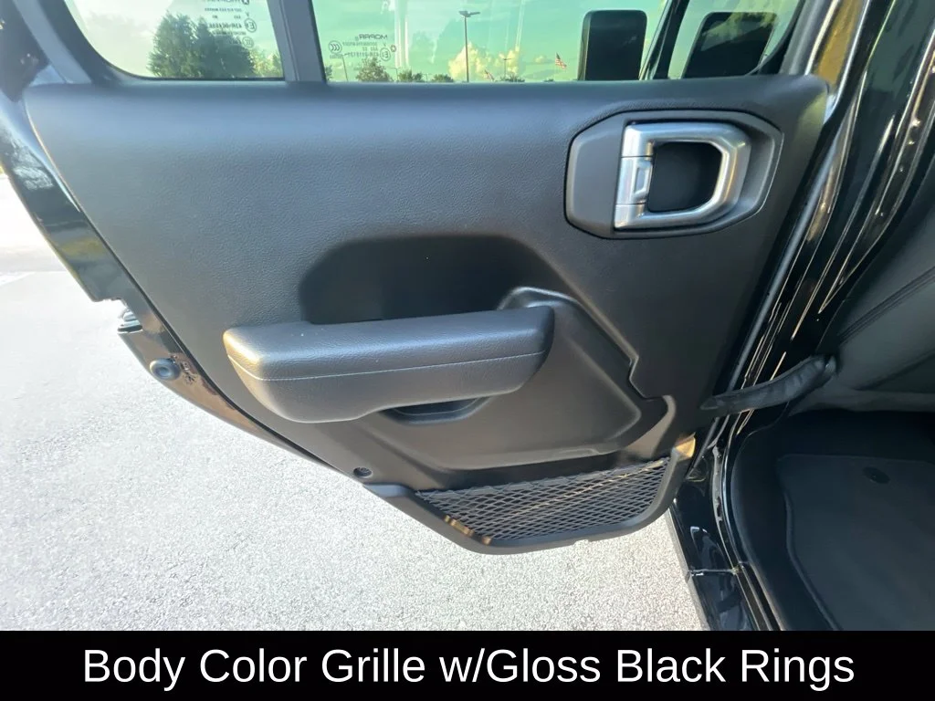 Certified Used 2022 Black Jeep Unlimited Sport Altitude image 31