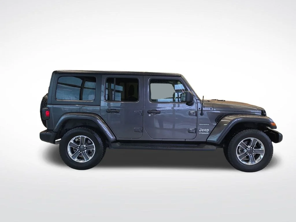 Used 2021 Gray Jeep Unlimited Sahara image 8