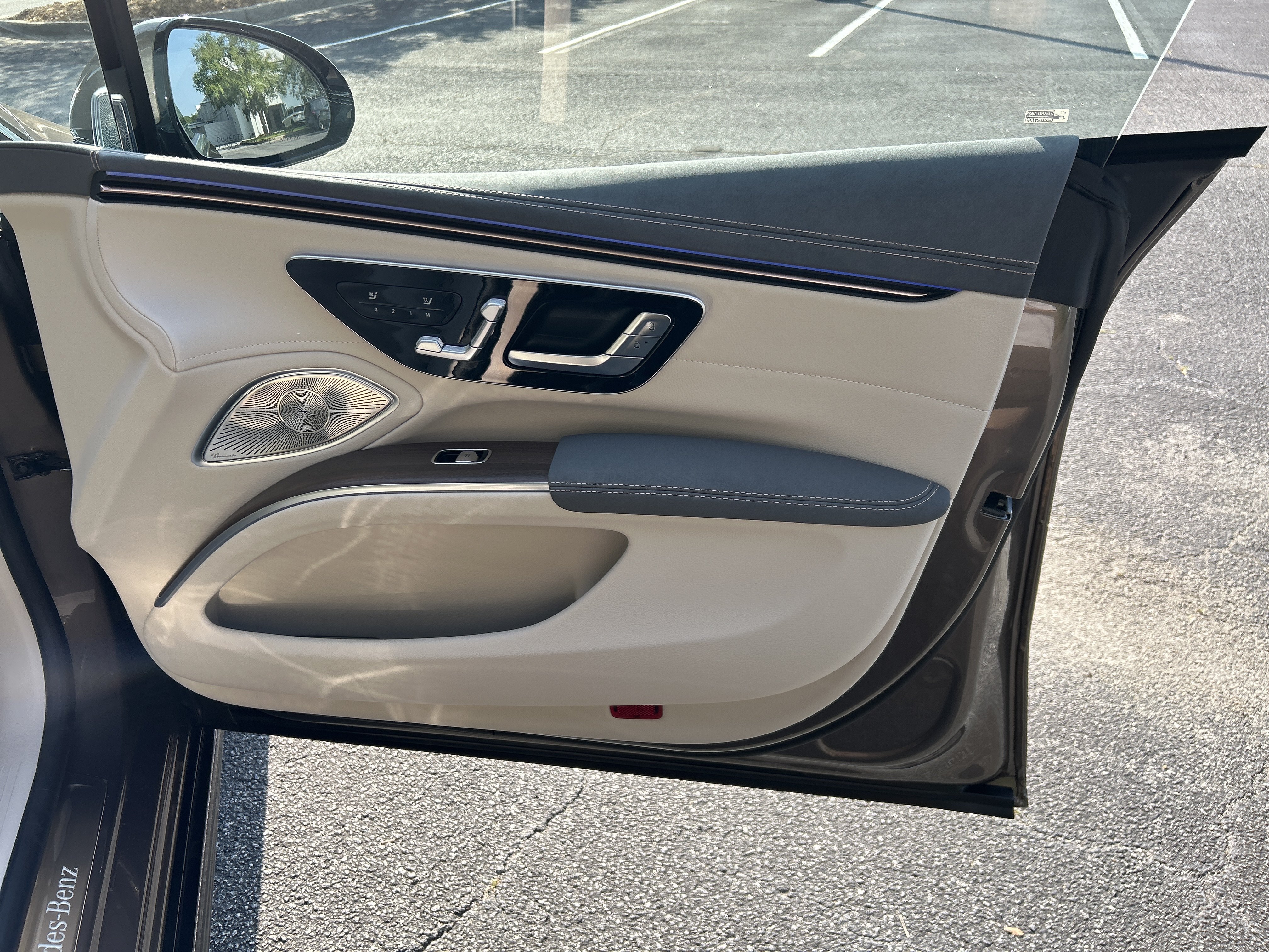 New 2026 Sonoran Brown Metallic Mercedes-Benz EQS 450 4MATIC® Sedan image 41