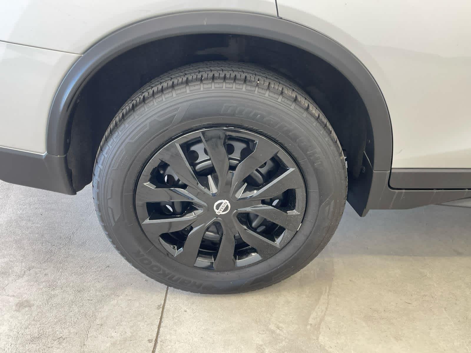 2017 Nissan Rogue S - Photo 10