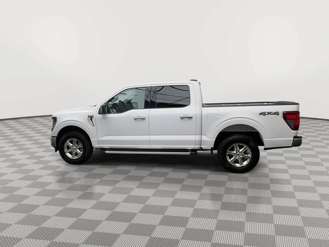 Used 2025 White Ford XLT image 34