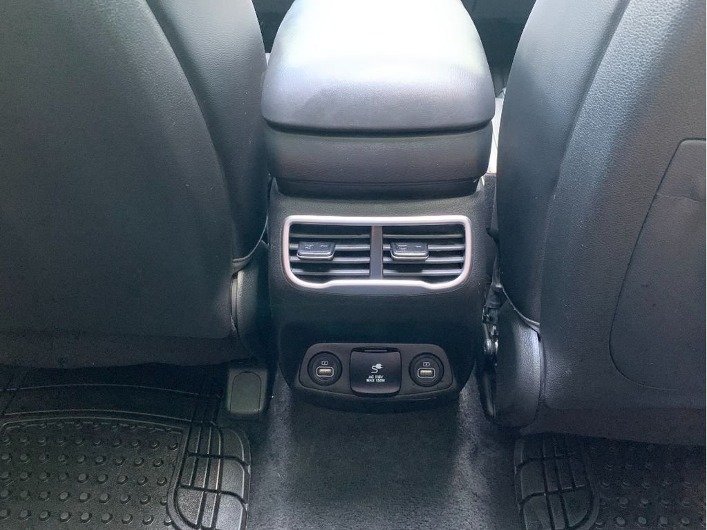 Certified Used 2023 Hampton Gray Hyundai Limited image 24