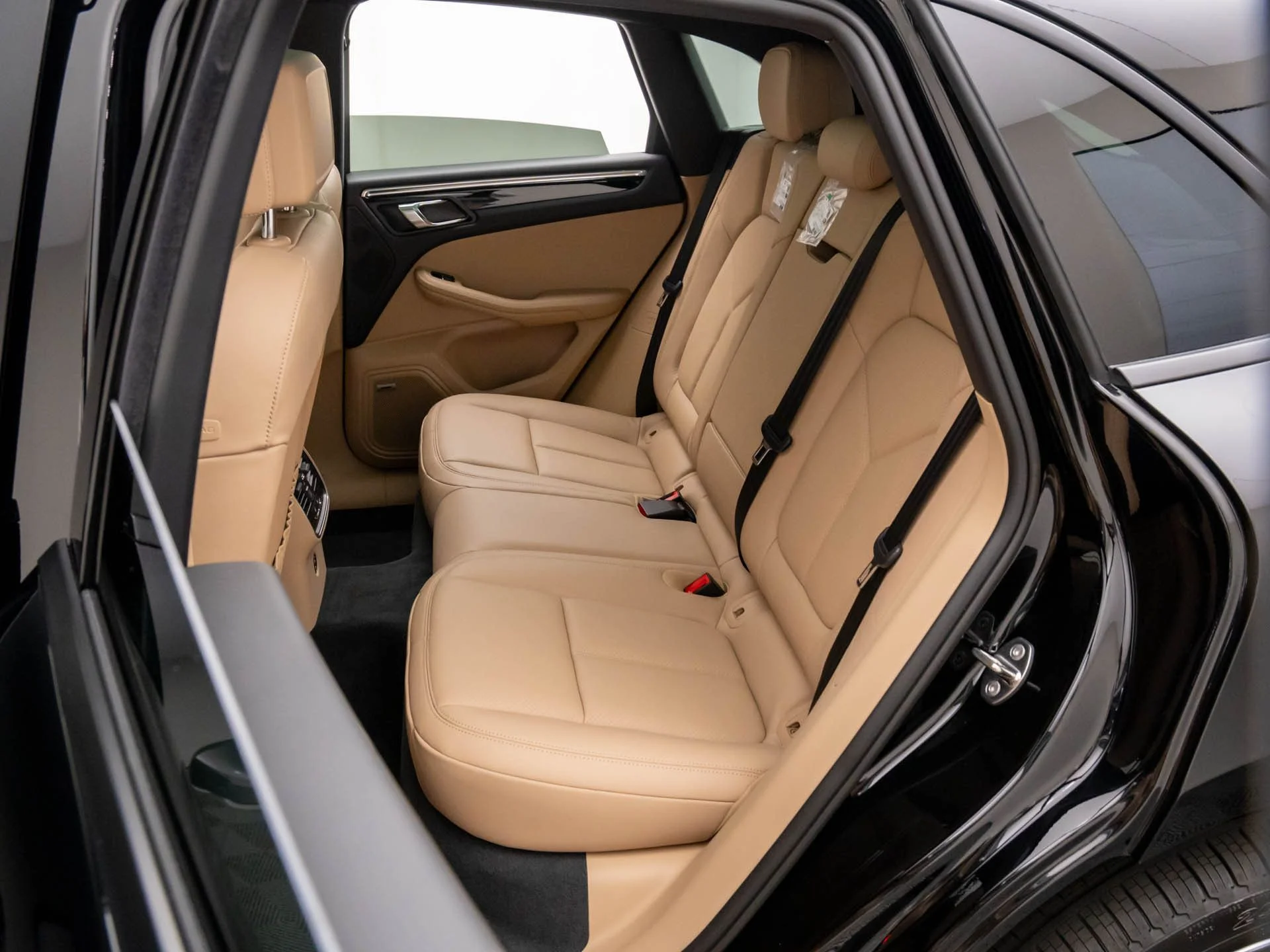 Certified Used 2026 Black Porsche  image 16