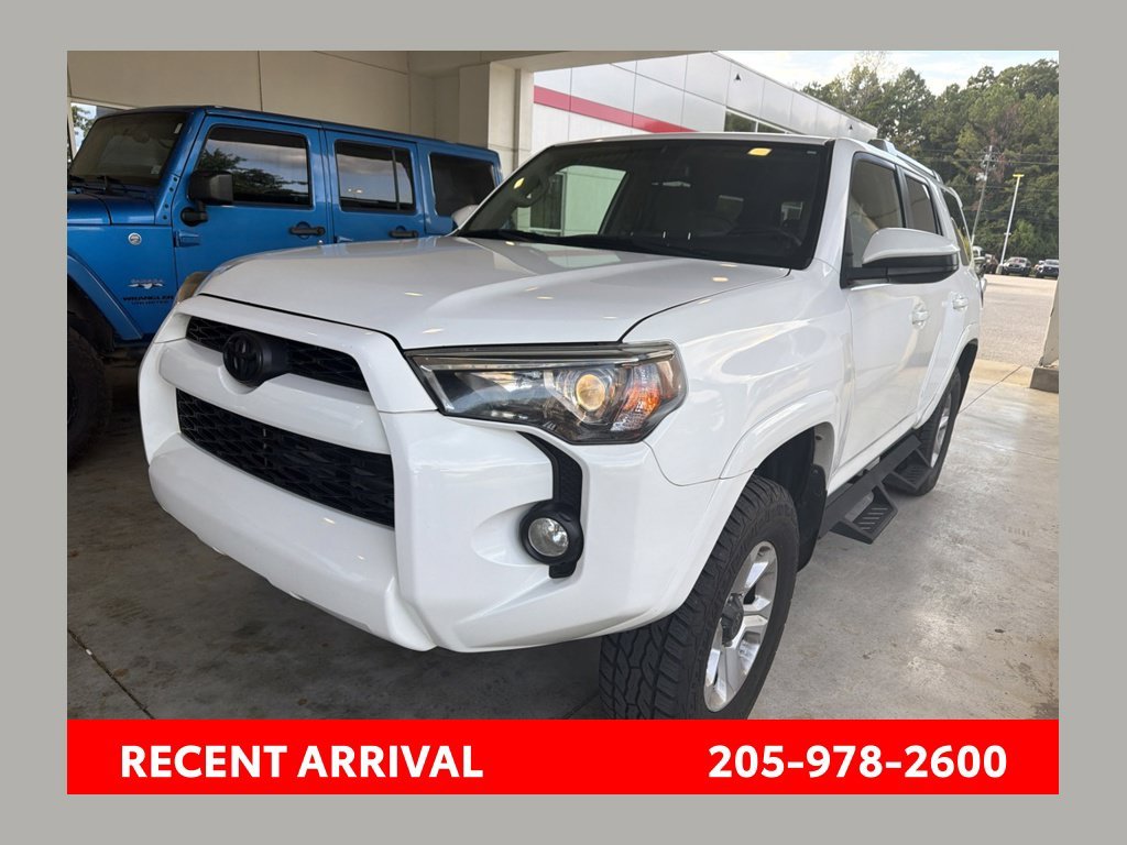 Used 2016 White Toyota  image 1