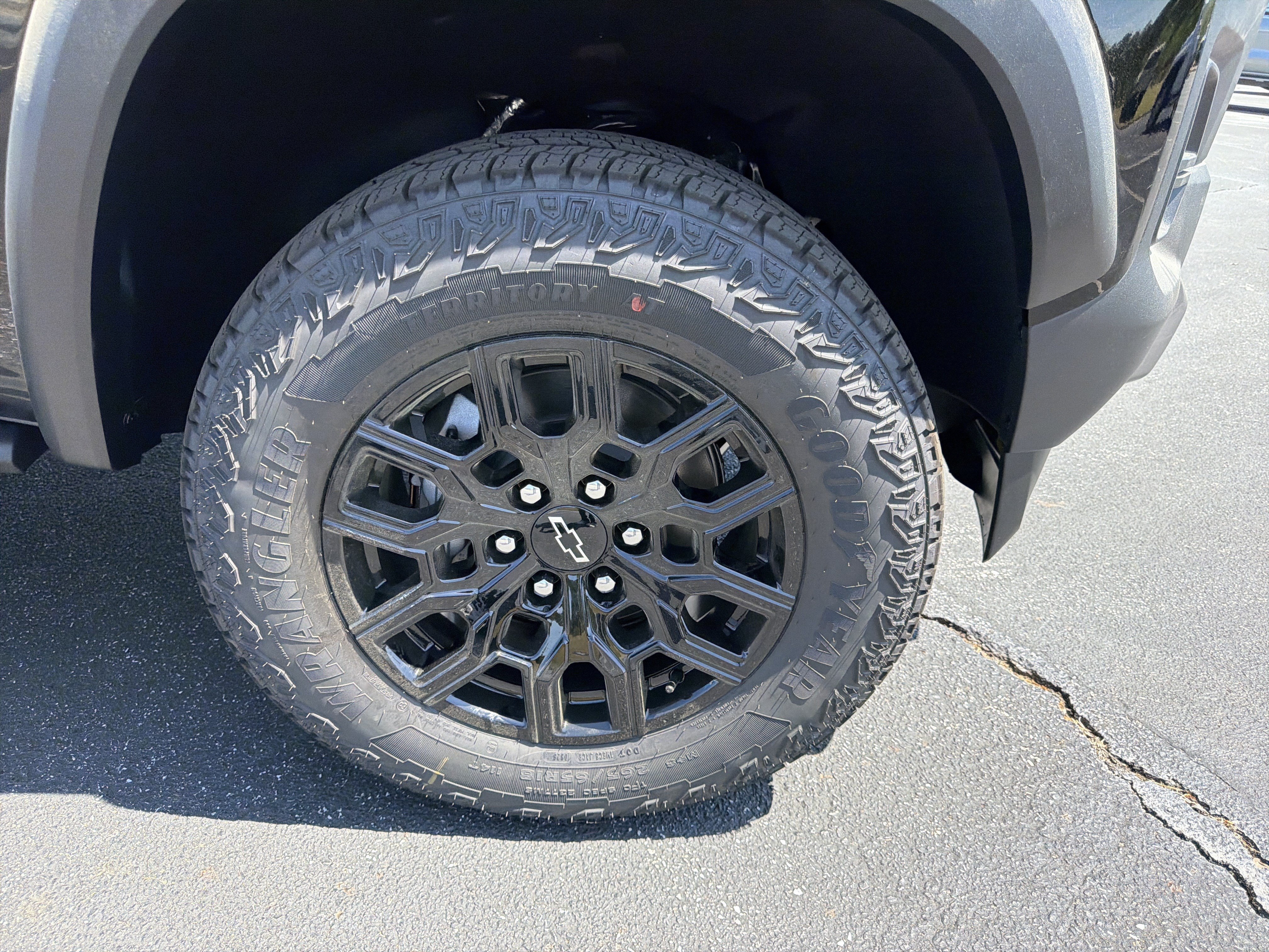 2026 Chevrolet Colorado Trail Boss - Photo 12