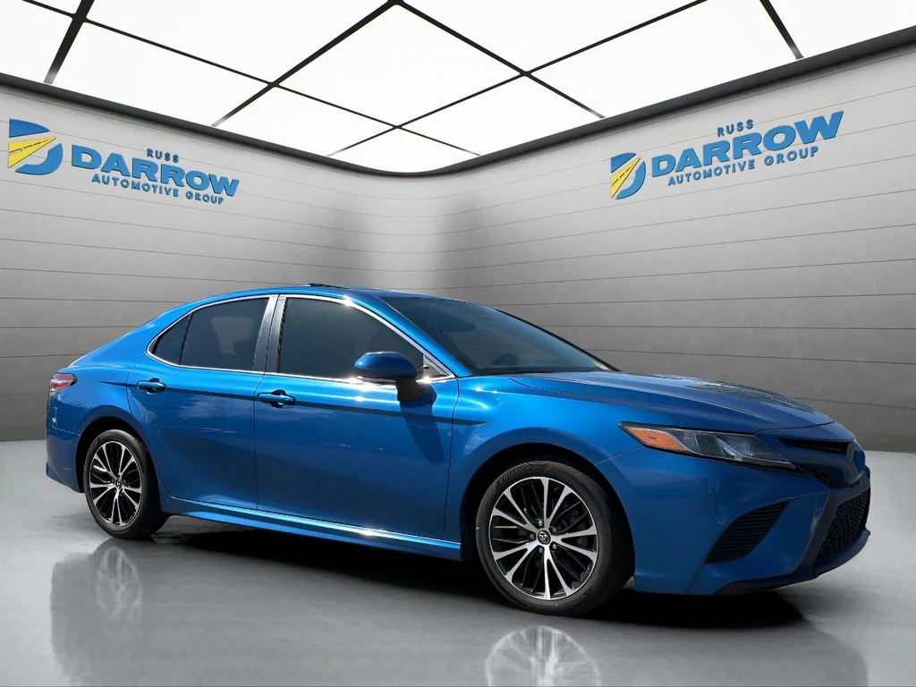 Used 2019 Blue Toyota SE image 6